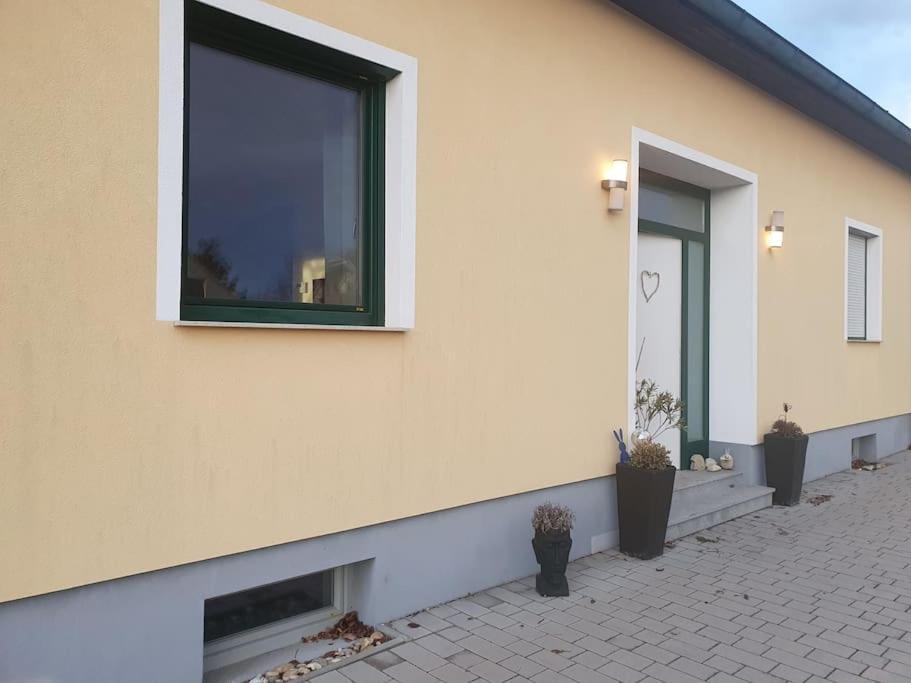 Mareli Neusiedler Stadthaus Neusiedl am See Exterior photo